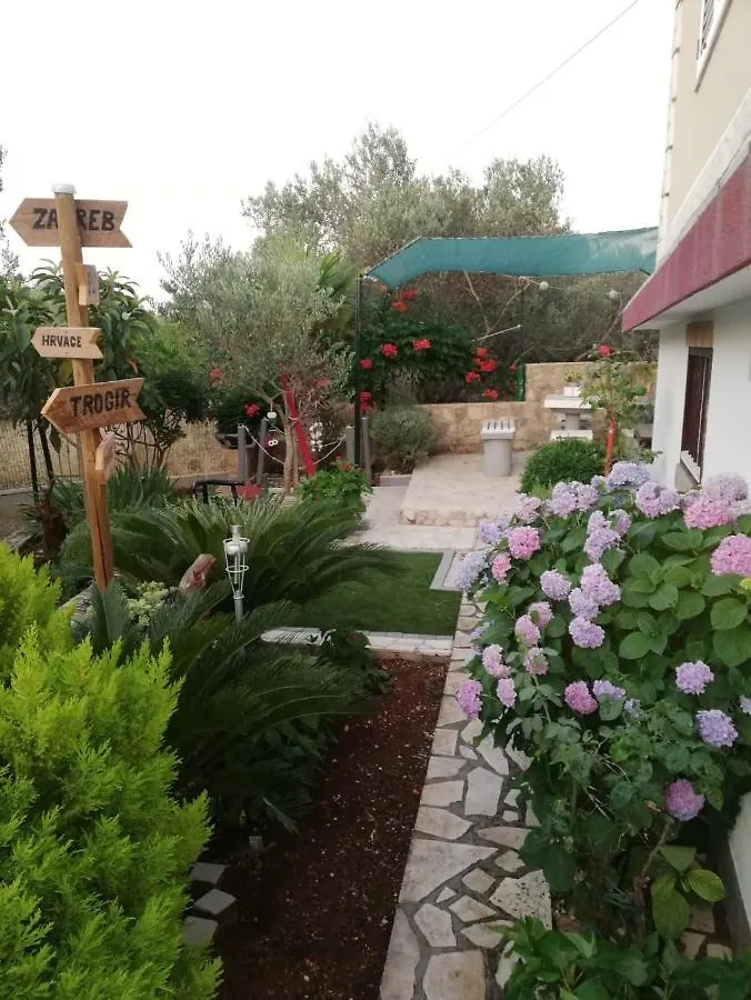 Apartman Daniela 0*, Trogir