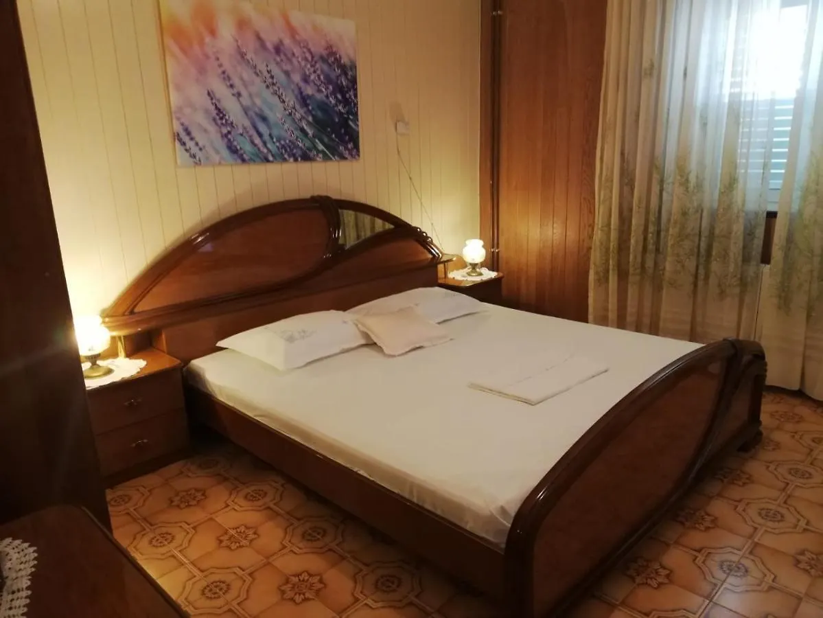 Apartman Daniela 0*, Trogir Croatia